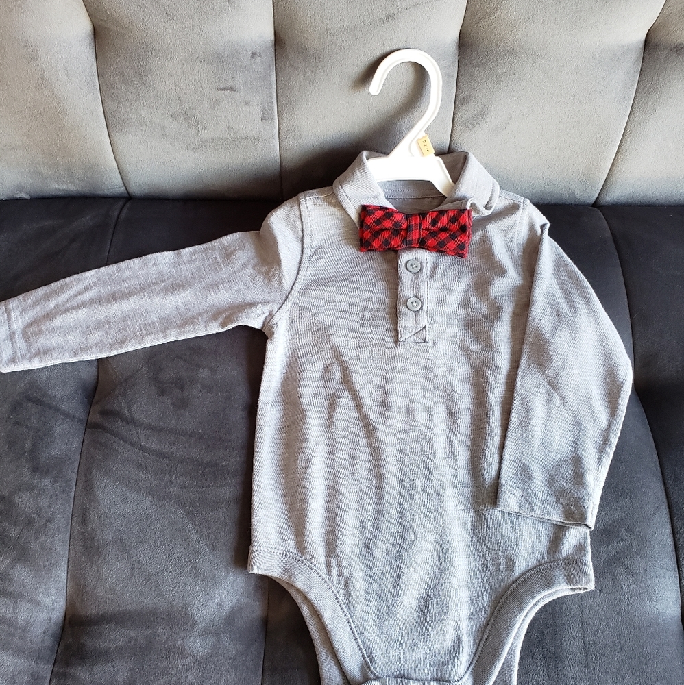 Old Navy Toddler Onsie w/ Bow tie